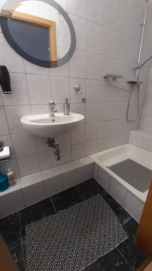 Schone 2Raumwohnung In Perfekter Lage Mönchengladbach Exterior foto